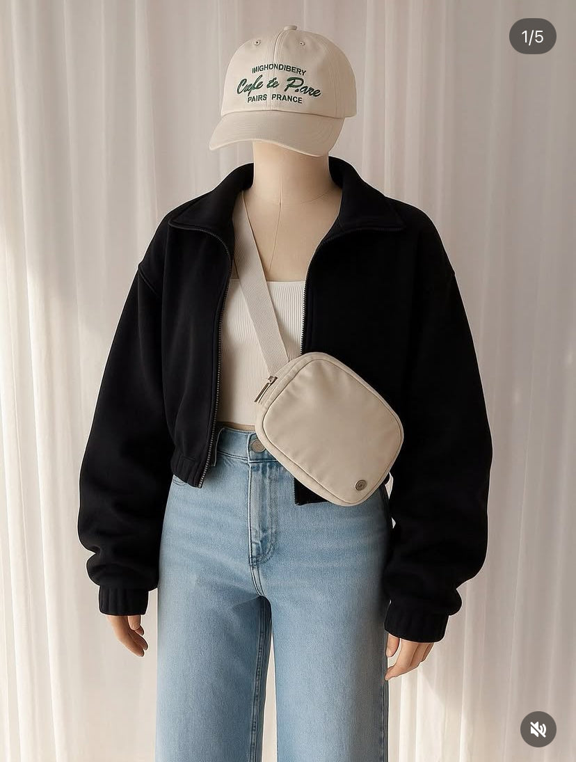 Jean + top blanco + chaqueta deportiva