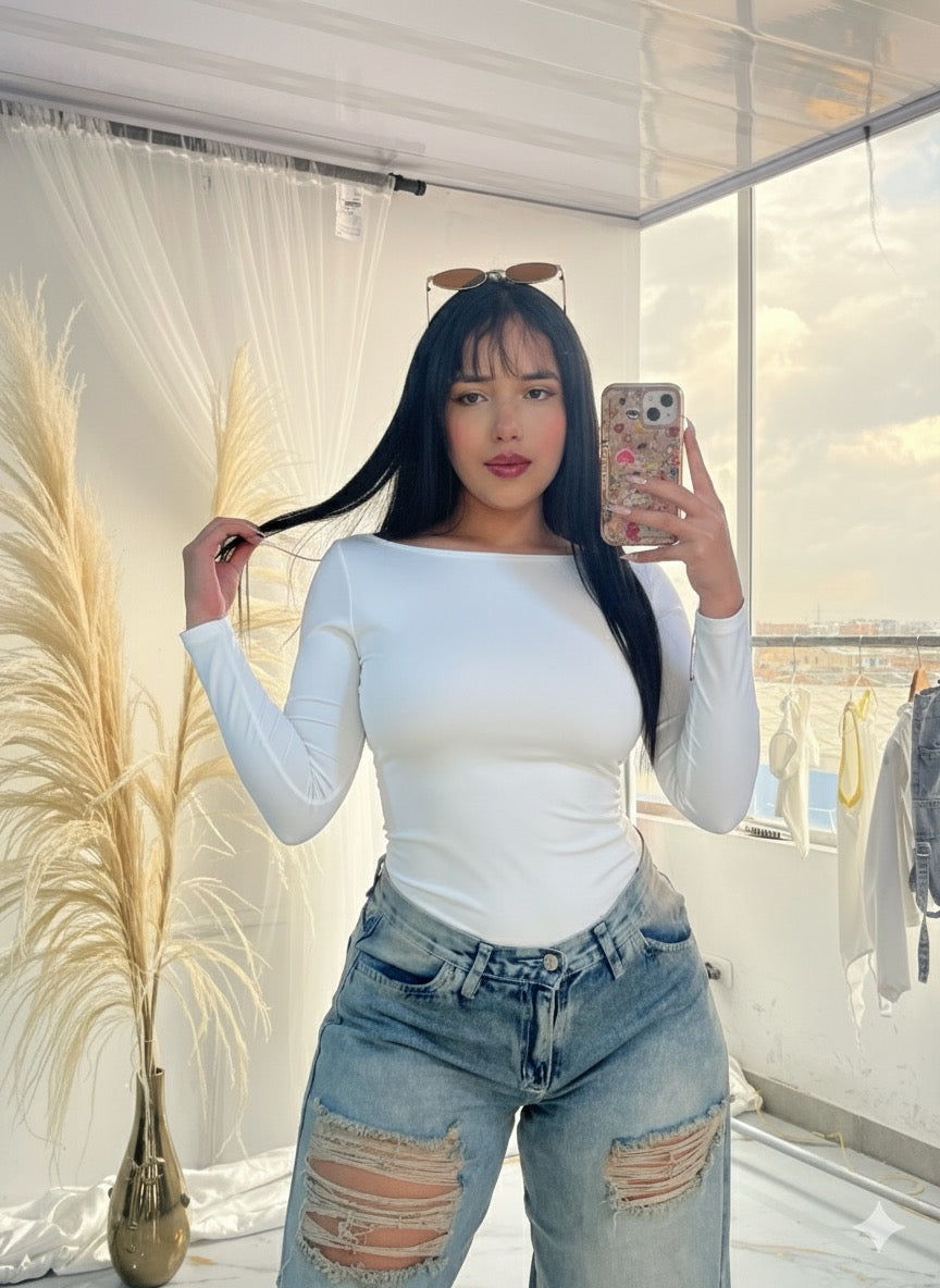 Jean baggy + Body escote manga larga 💜
