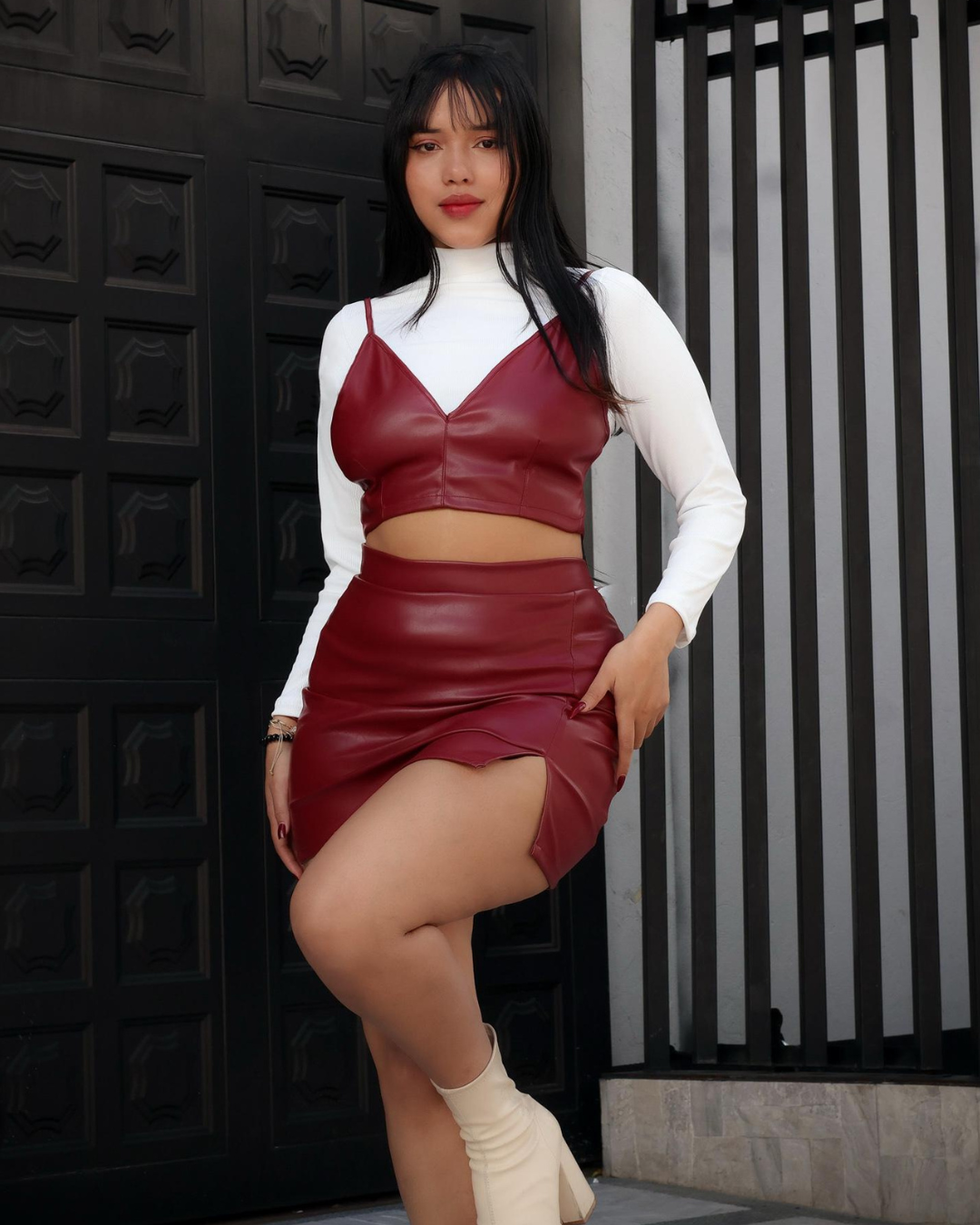 CONJUNTO CUERINA